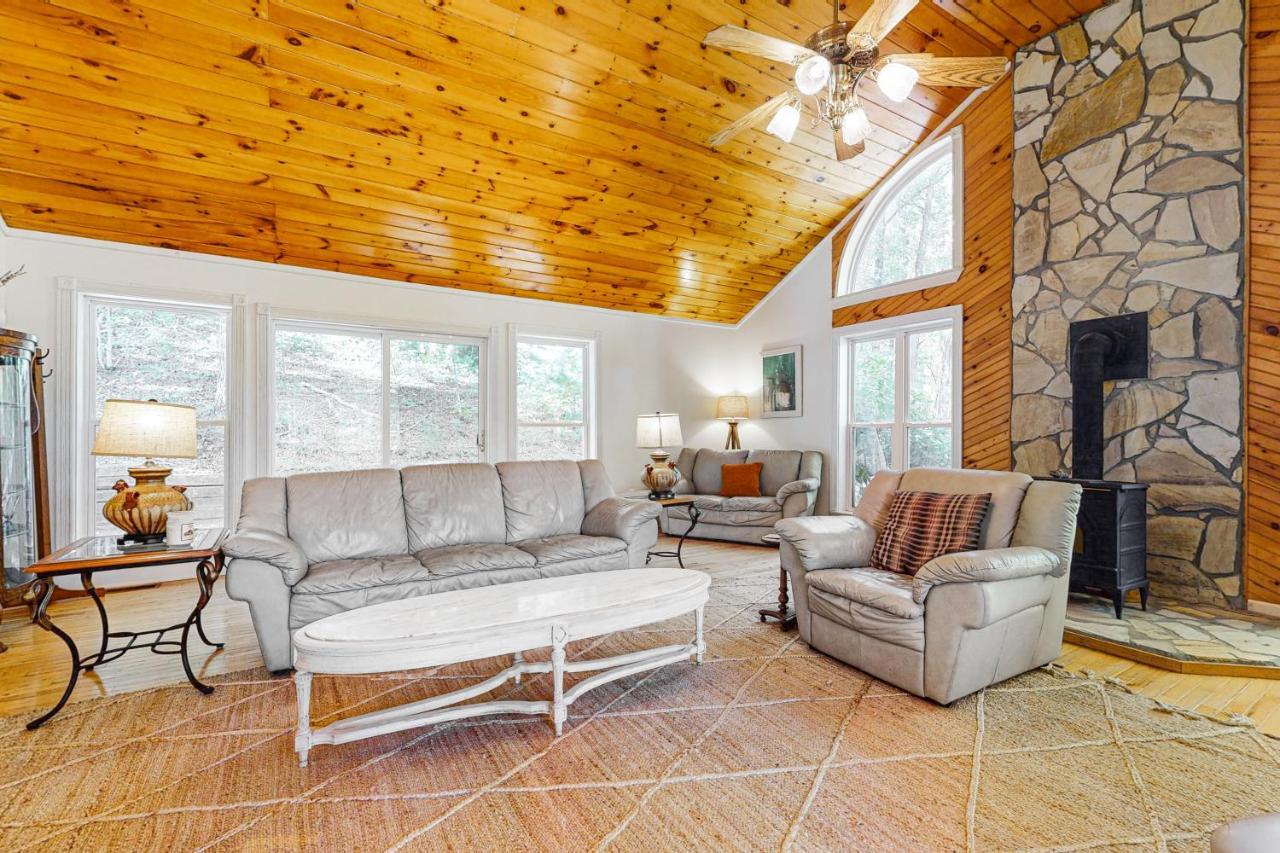 Doe Heights Chalet Batesville Екстериор снимка